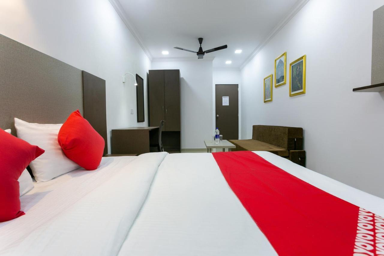 Collection O 74412 Ardaas Residency Hotel Bombay Exterior foto